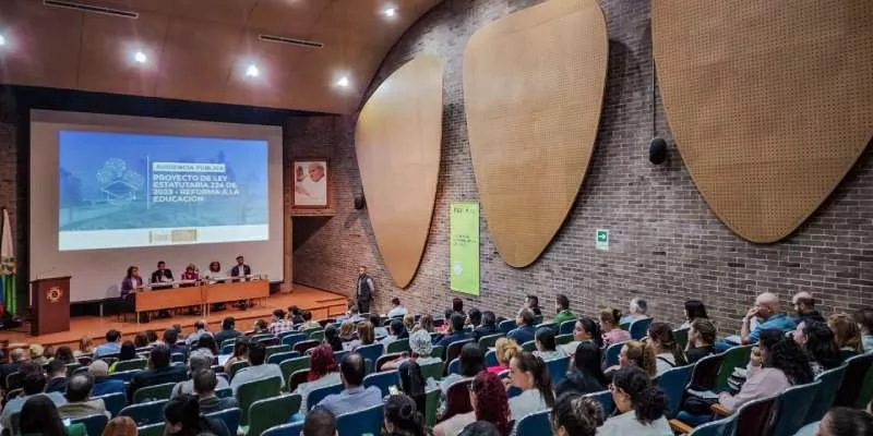 Continúan las audiencias al proyecto que garantiza el derecho a la educación (Mineducación)