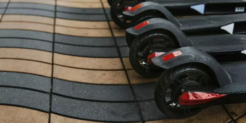 Esta es la ponencia del proyecto que promueve el uso de bicicletas y patinetas eléctricas (Rawpixel)