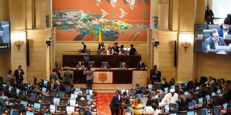 Radican nueva proposición para el debate de la reforma a la salud (Cámara)