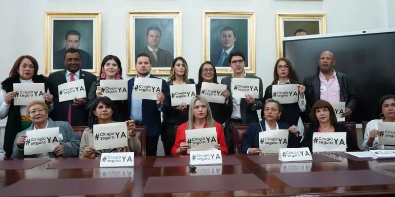 Radican proyecto para regular los procedimientos estéticos en Colombia (Cámara)