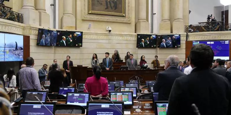 Esta es la conciliación del proyecto que eliminará las marcas de gobierno (Senado)