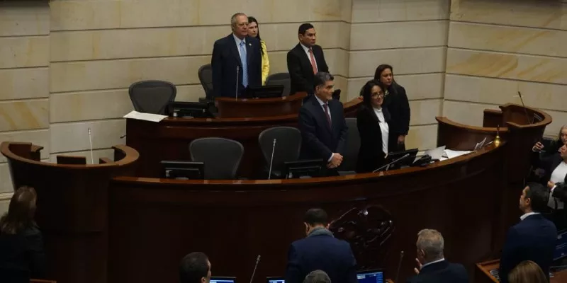 Senado aprueba proyecto que reduciría las barreras para acceder a vivienda (Senado)