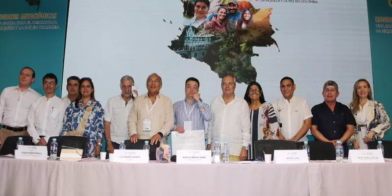 Regiones Autonómicas: la apuesta del presidente del Congreso (Senado)
