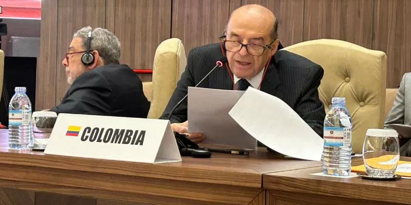 ATENCIÓN: Procuraduría suspende al canciller Leyva, por presuntas irregularidades en licitación de pasaportes