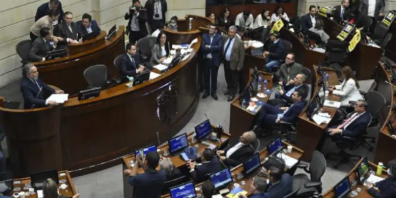 EN VIVO: Continúa discusión de la consulta popular, pero antes se votará apelación de la reforma laboral (Senado)
