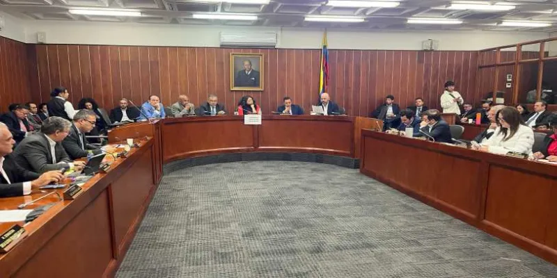 EN VIVO Comisión Cuarta estudia dos ponencias de reforma laboral