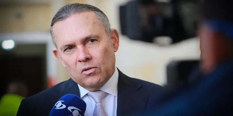 Hay voluntad para sacar adelante la reforma laboral: Efraín Cepeda