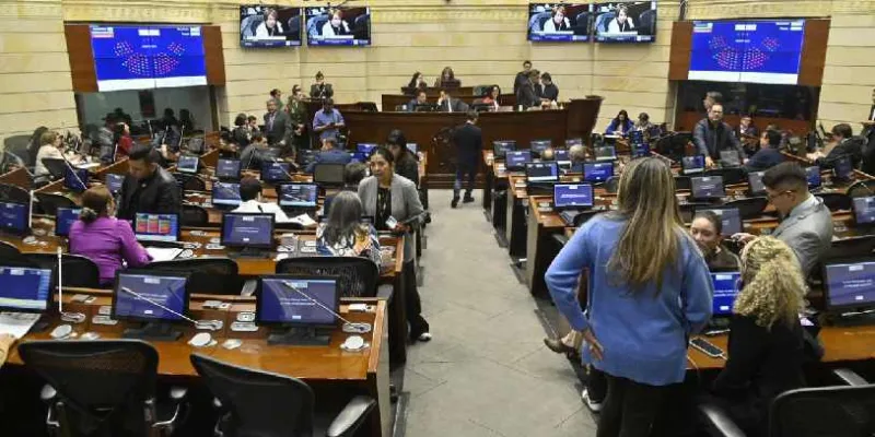EXTRA: Lista la ponencia para último debate de la reforma laboral