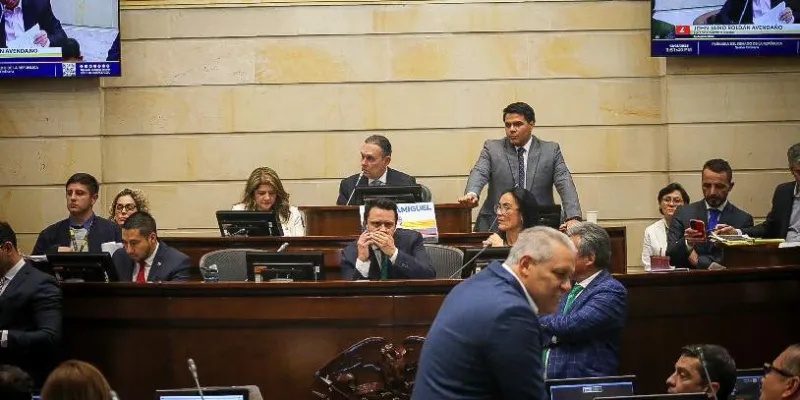 Esto dicen los 18 artículos pendientes de la reforma laboral (Senado)