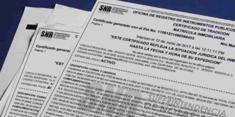 Exigir certificado especial que acompañe la demanda de pertenencia configura exceso ritual manifiesto (Alcaldía de Bogotá)