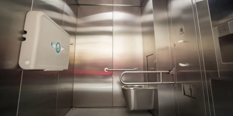 Bogotá cuenta con el primer módulo de baños públicos inteligentes