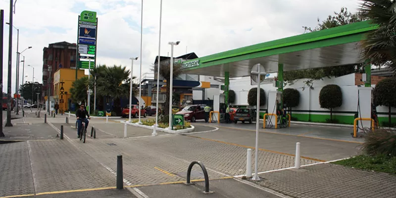 gasolina-estacionjose-patino.jpg