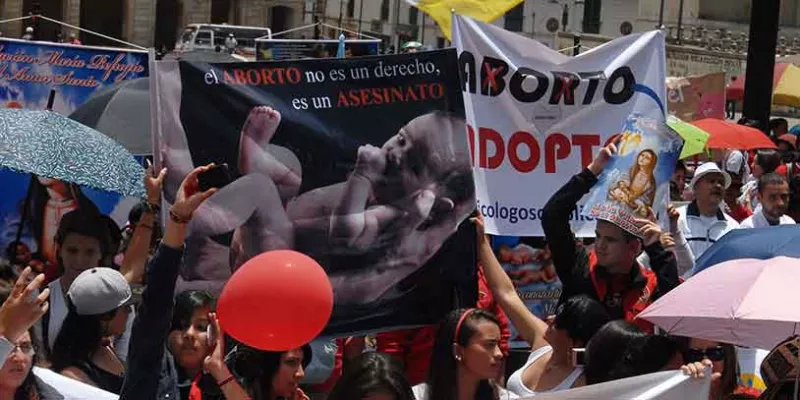 manifestaciones-contra-abortohumbertopinto.jpg