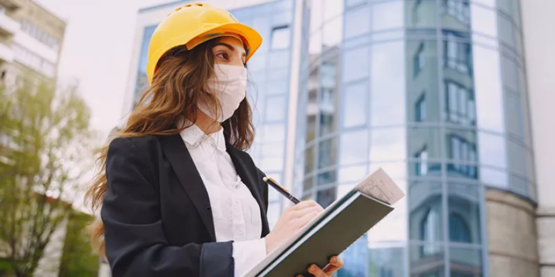 mujer-trabajando-espaciofreepik.jpg