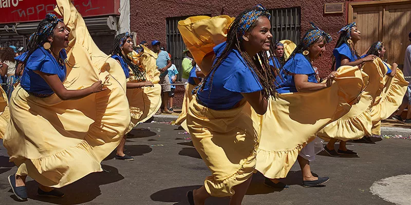 afrodescendientes-negritudes-carnaval1big-1509242135.jpg