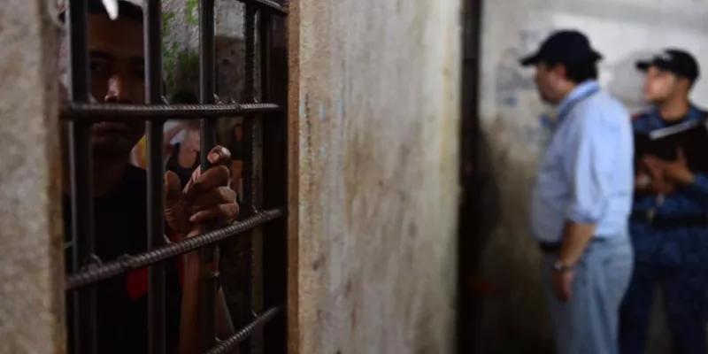 carcel-defensoria-penitenciario-1509241857.jpg