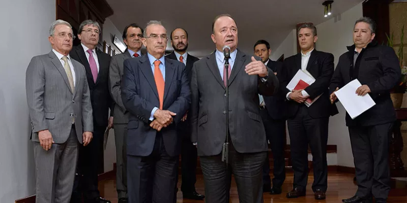centrodemocratico-paz-uribepresidencia20-1509242012.jpg