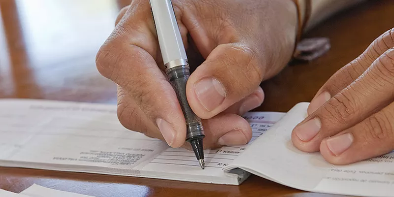 cheque-firma-documentothink-1509242219.jpg
