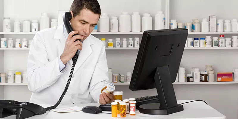 drogueria-medicamento-farmacia1think-1509242148.jpg