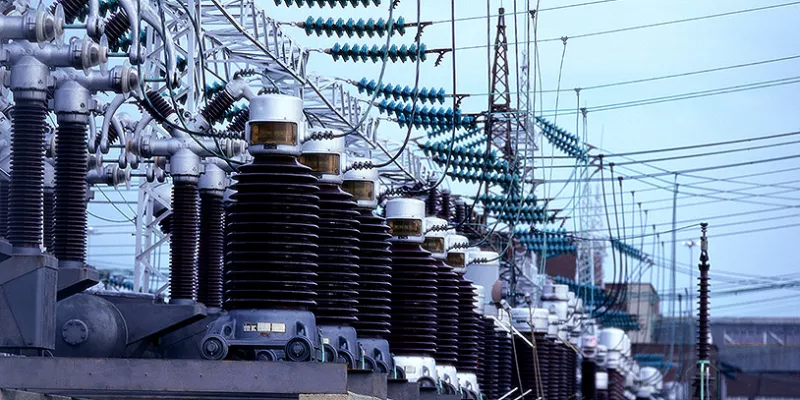 electricidad-energia-transformadorthink-1509242098.jpg