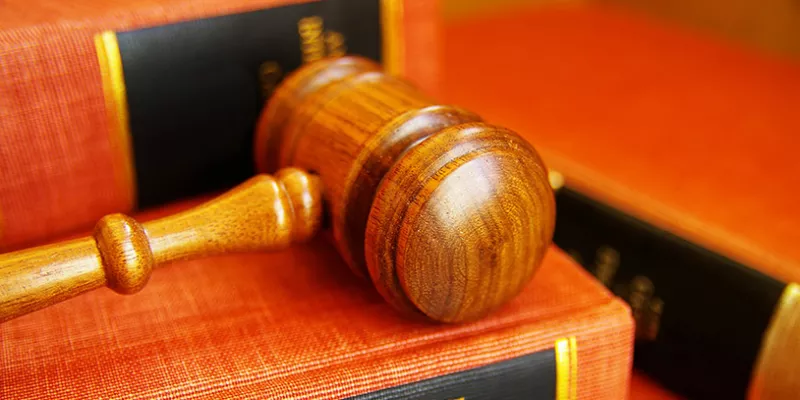 mallete-justicia-derechothink-1509242191.jpg