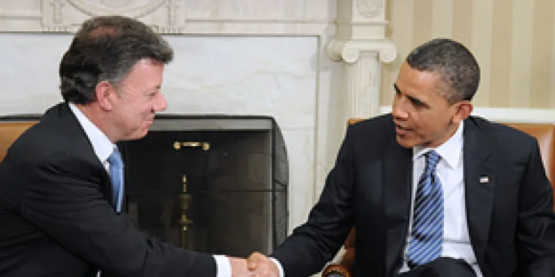 medi-110419-01-santosobama-1509244309.jpg