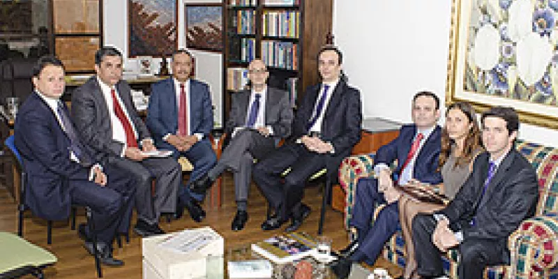 medi-130724academia1-1509243630.jpg