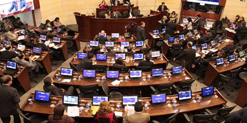 medi-150828plenariasenadomininterior-1509242598.jpg