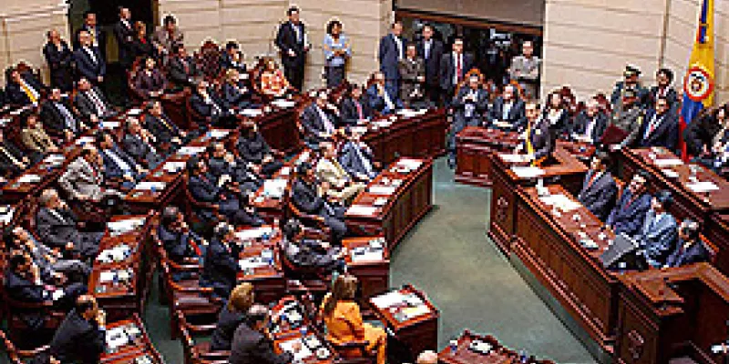 medi120528senado1-1509244030.jpg