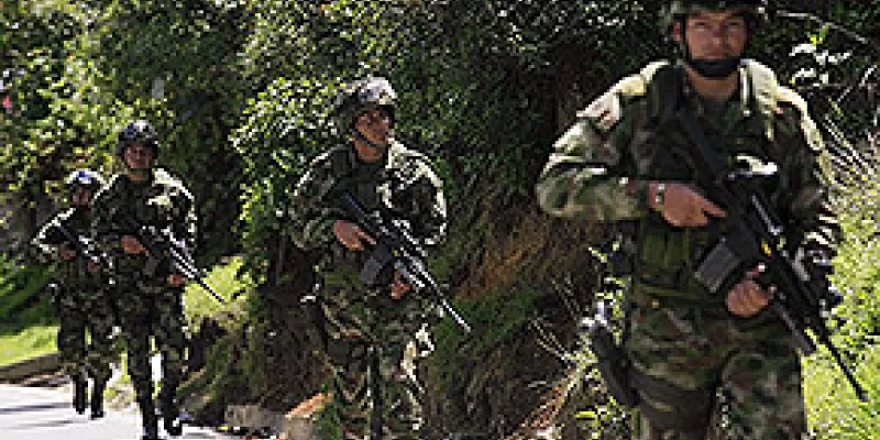 medi140218soldados1-1509243392.jpg