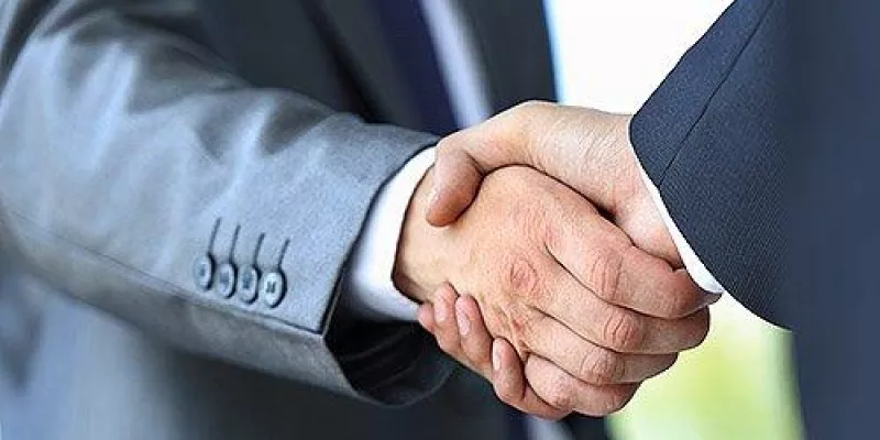 medi141811acuerdo220shut-1509242301.jpg