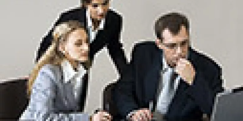medi150202funcionarios2-think-1509242890.jpg