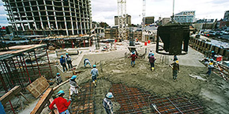 medi151604trabajadores1jpg-1509242800.jpg