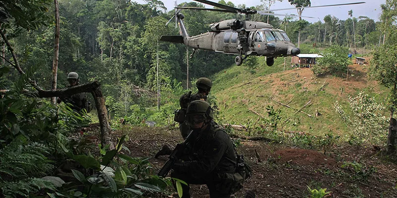 policia-nacional-antinarcotico-fuerzas-armadasponal-1509241917.jpg