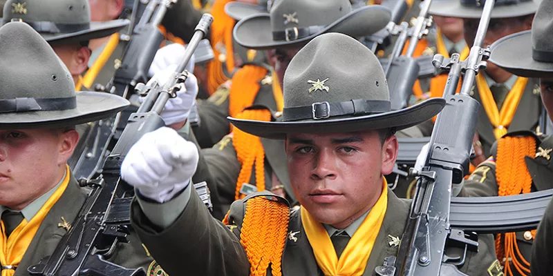 policia-nacional-carabinerosffaa-1509242058.jpg