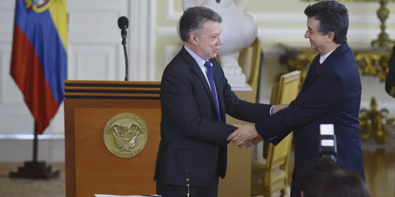 posesionoswaldo20giraldopresidencia-1509241628.jpg