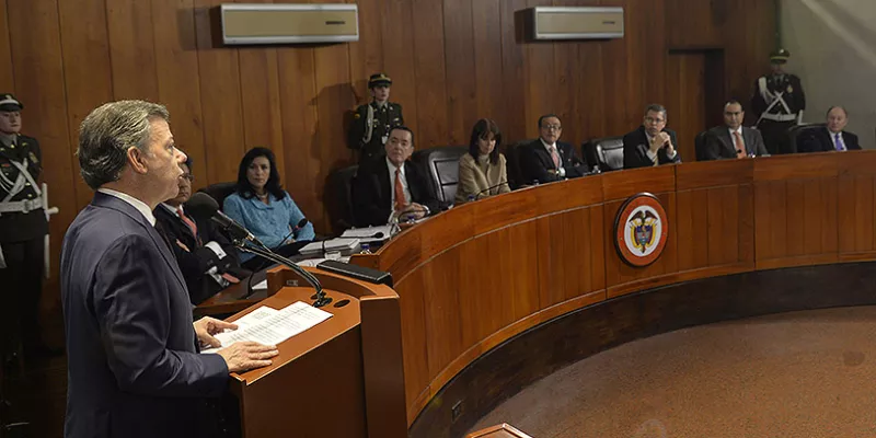 santos-corteconstitucional-plebiscitopres-1509242170.jpg