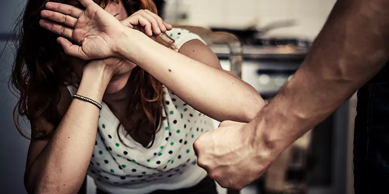 violencia-mujer-maltrato1big-1509242187.jpg