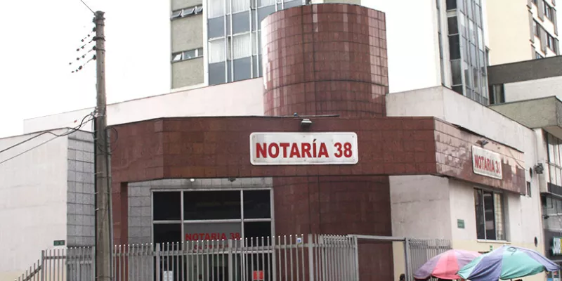 notaria-tramitejuanrivadeneira2.jpg